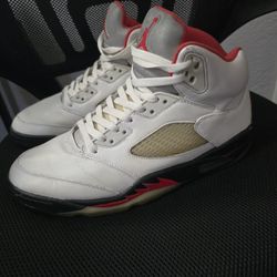 Jordan 5s Fire Reds 