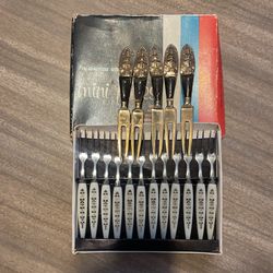 Vintage Set  Mini Hors D’oeuvre Forks 