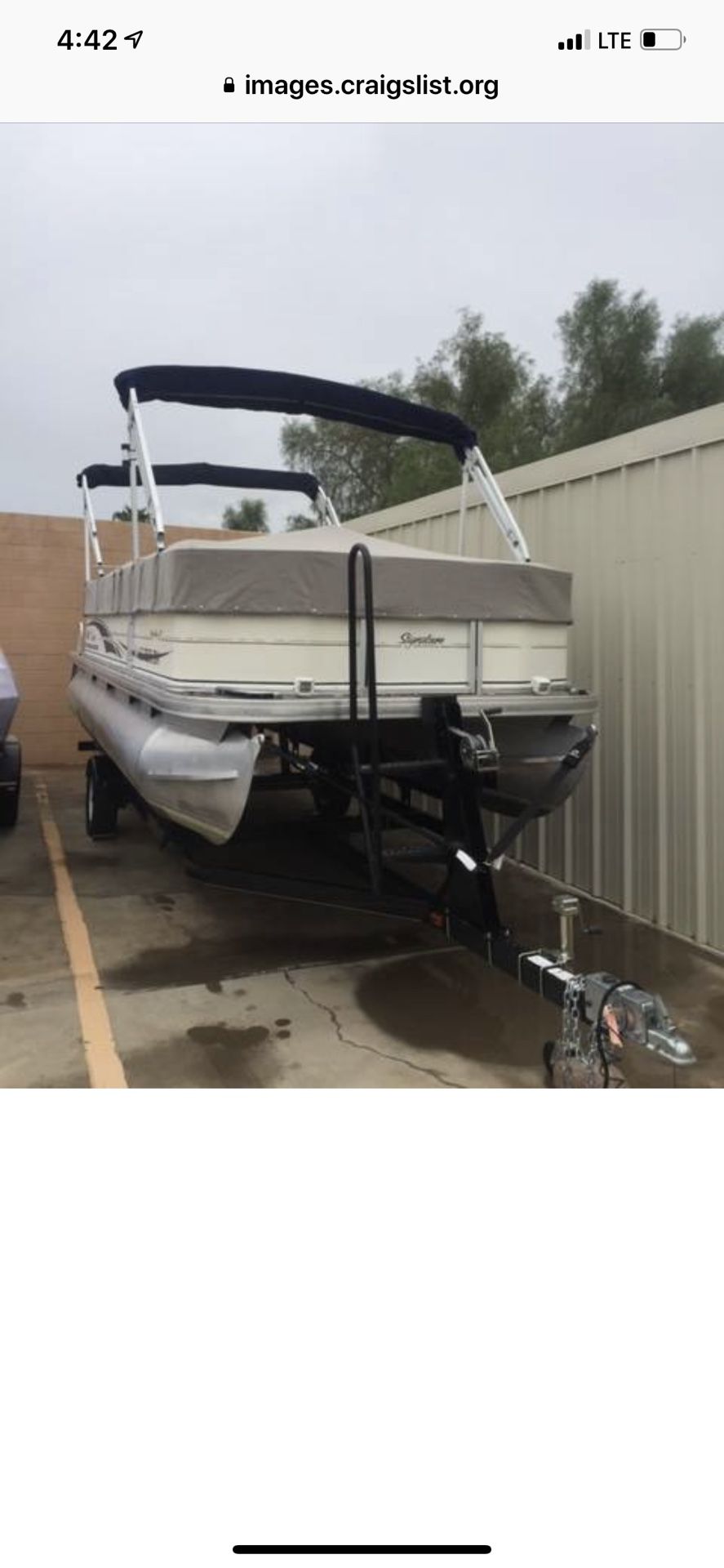 2007 sun tracker party barge 22 60hp motor