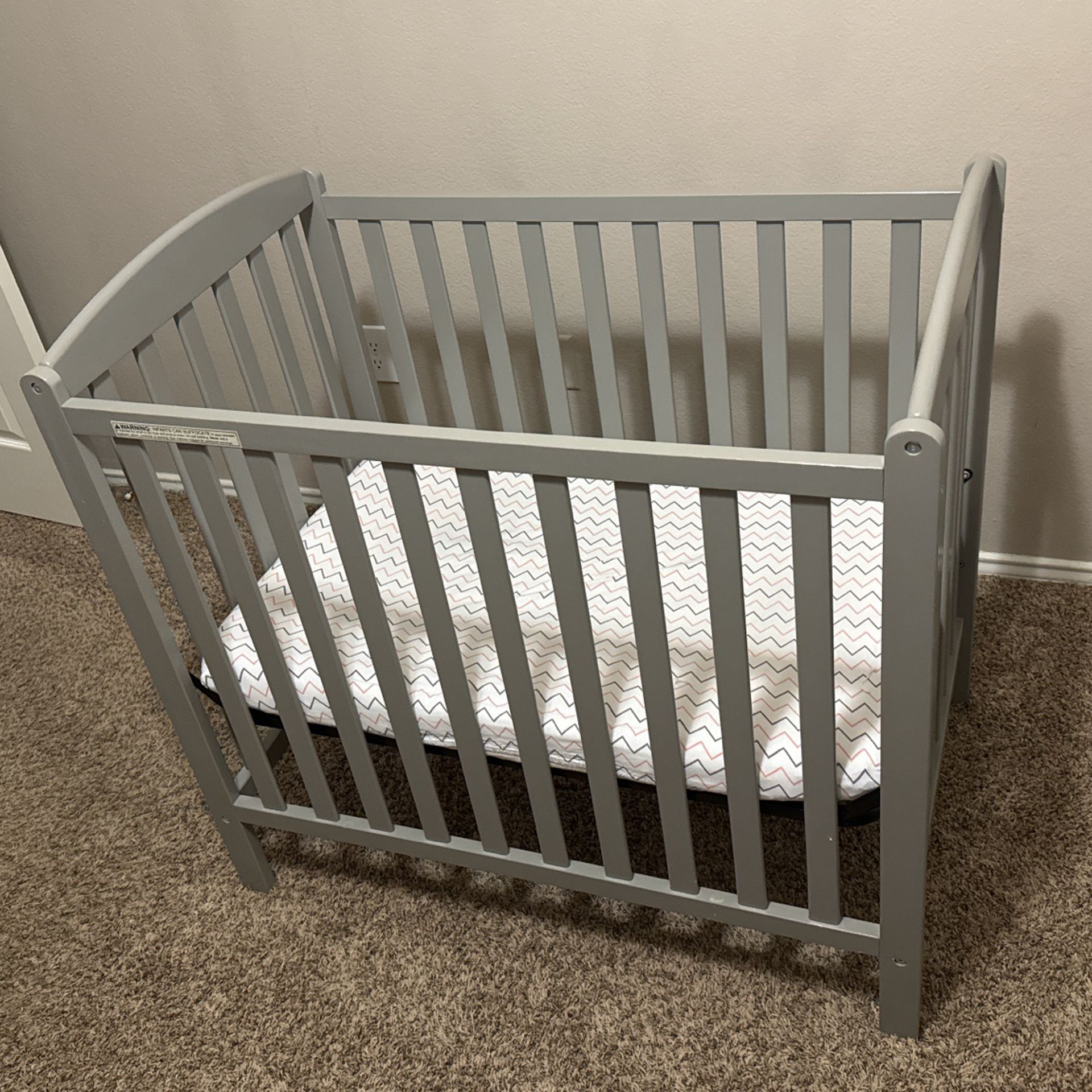 Mini Baby Crib With Mattress 