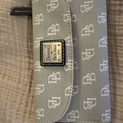 Dooney And Burke Wallet 