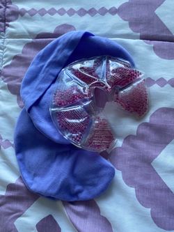 Breast feeding coolers or heaters
