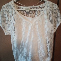 (NEW)Ariat White Lace Top W/ Ariat White Tank Top Under Shirt Sz Sm $20 MPU SERIOUS INQUIRIES ONLY 