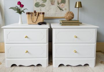 2 Nightstands, White