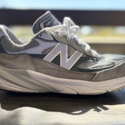 NEW BALANCE 990 V6 Size 13