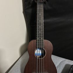 Kala U-Bass RMBL-FS W/ Case & Strap