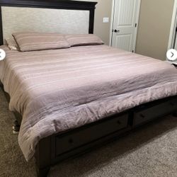 Broyhill Eden King Bed - Chestnut Brown - LOCAL PICKUP ONLY