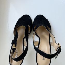 Women’s Black Michael Kors Heels - Excellent Shape Size 10