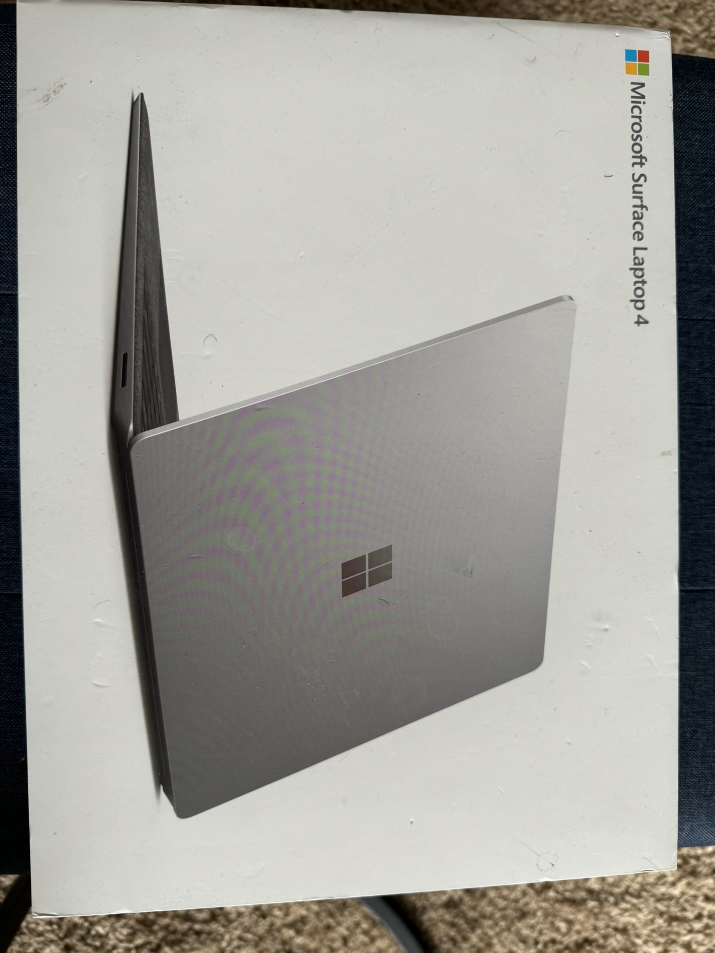 Broken - Microsoft surface laptop 4 + 2 Chargers & display cable