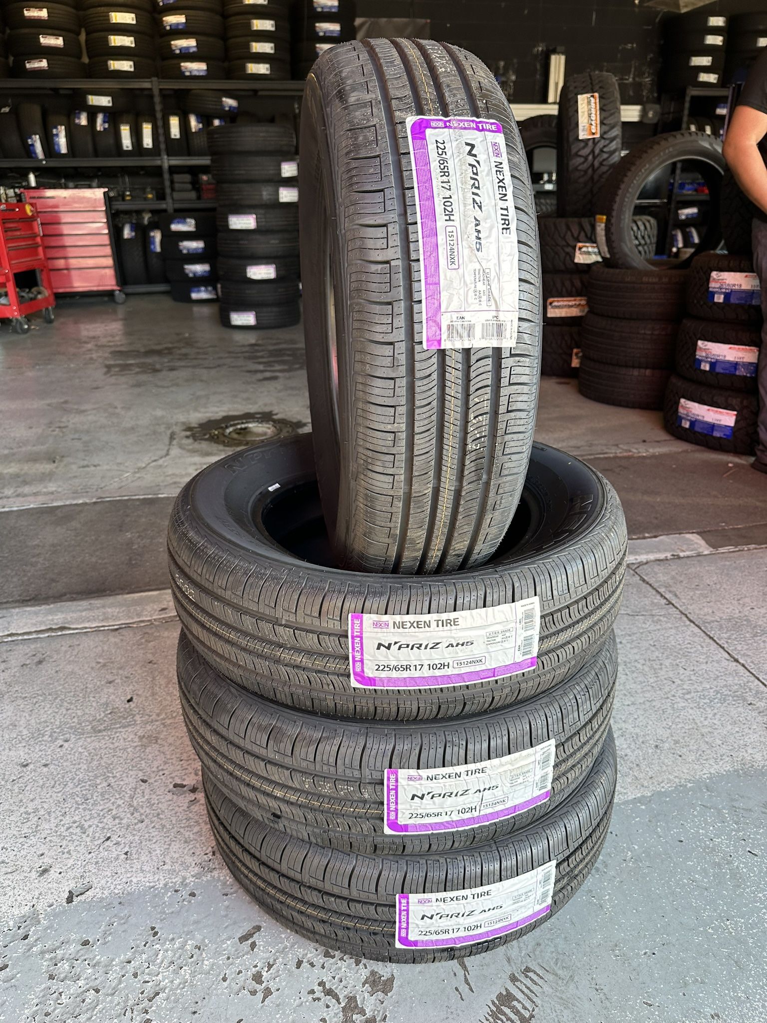 225/65/17 New Set Of Nexen Tires Installed 
