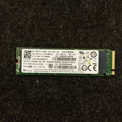 SK hynix 512GB NVMe M.2 SSD — PCIE Gen3 x4 —