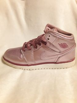 Nike Air Jordan 1 Mid SE GS Pink Rise Metallic Sneakers 