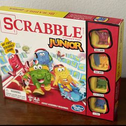 Hasbro Gaming Scrabble Junior Game, Family Educational Board Game for Kids, 2-4 Players, 5+ Years