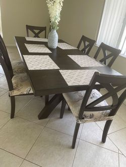 Dining set 6 seater Costco westin set