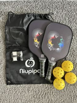 Pickleball Paddles - Set of 2