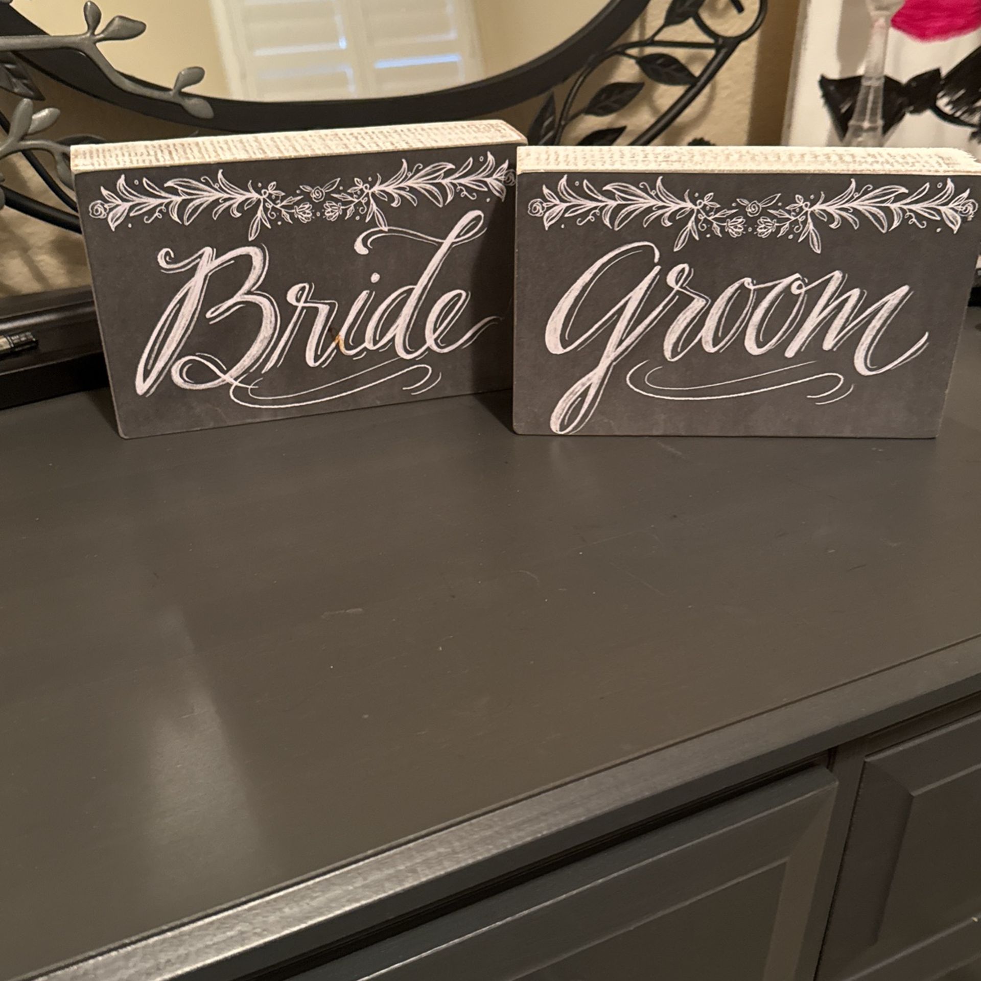 Wedding Decor And Wedding Shoes 