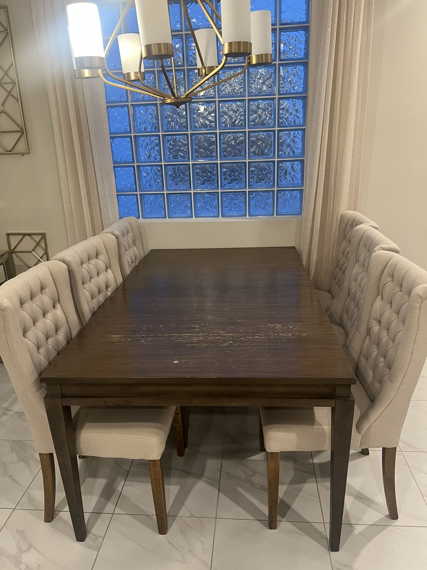 Dinning Table With Six Chairs 