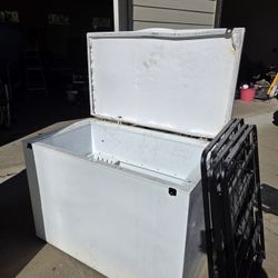 chest freezer 