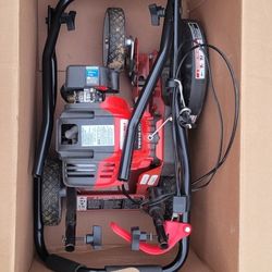 TROY-BILT TB516-EC, 29cc 4 Cycle Gas Powered Edger/ Trimmer, Excellent! Manuals