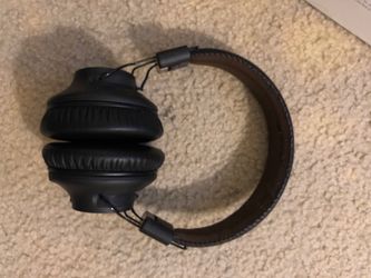 Bluetooth headphones- Avantree