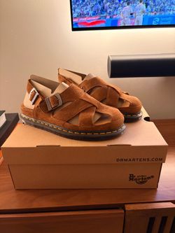 Dr. Martens Archive Sandal. Sz 9 women’s