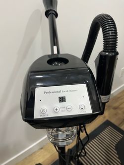 Facial steamer