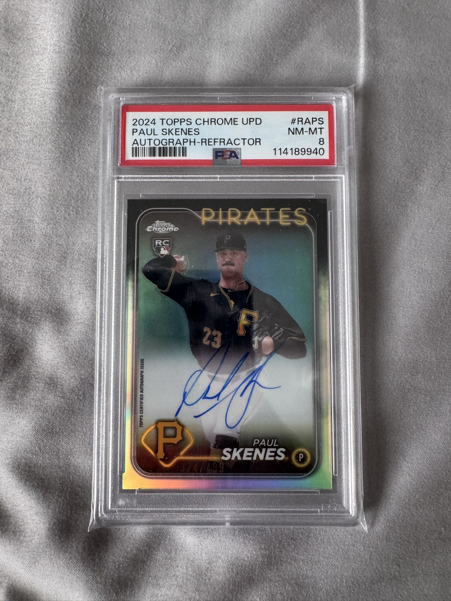 Topps Chrome PSA 8 Paul Skenes On Card Auto 374/499