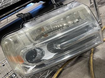 Lincoln Navigator Headlamp