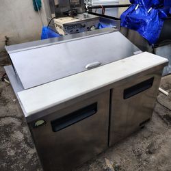 Blue Air Sandwich Prep Table 