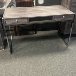 Escritorio Pequeno Perfecto Para Habitacion De Adolescentes Color Gris