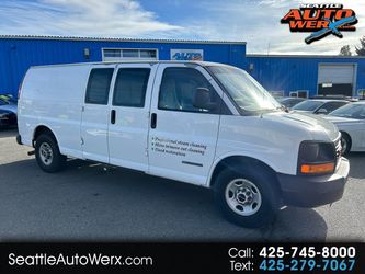 2003 GMC Savana Cargo Van