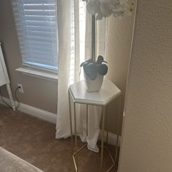 Gold And White Stand  