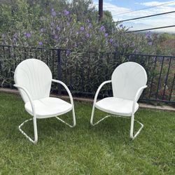 Retro Bistro White Metal Chair Set Of 2 