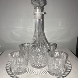 Crystal decanter w/4 glasses