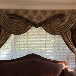Curtain Set