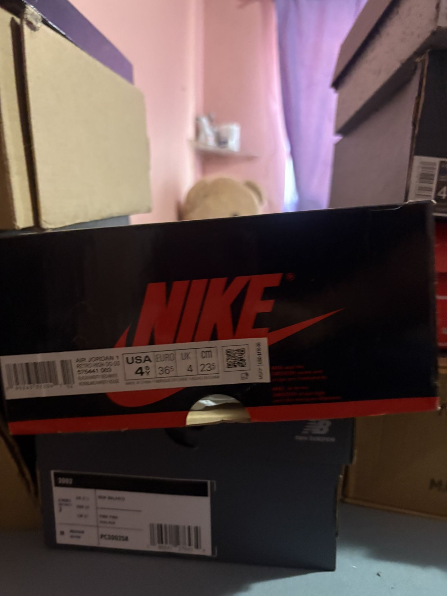 Patent Red Jordan 1s