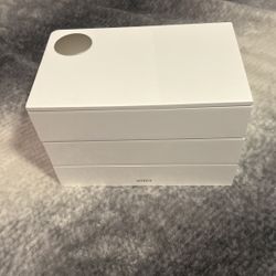 Umbra Jewelry Box  (new)
