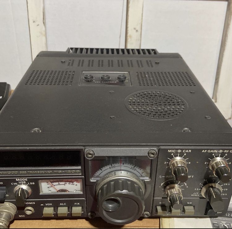 skæg lunken side Ham Radio Kenwood Ts-120s With Box Manual for Sale in Cincinnati, OH -  OfferUp