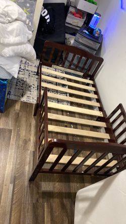 Espresso, wood toddler sleigh bed