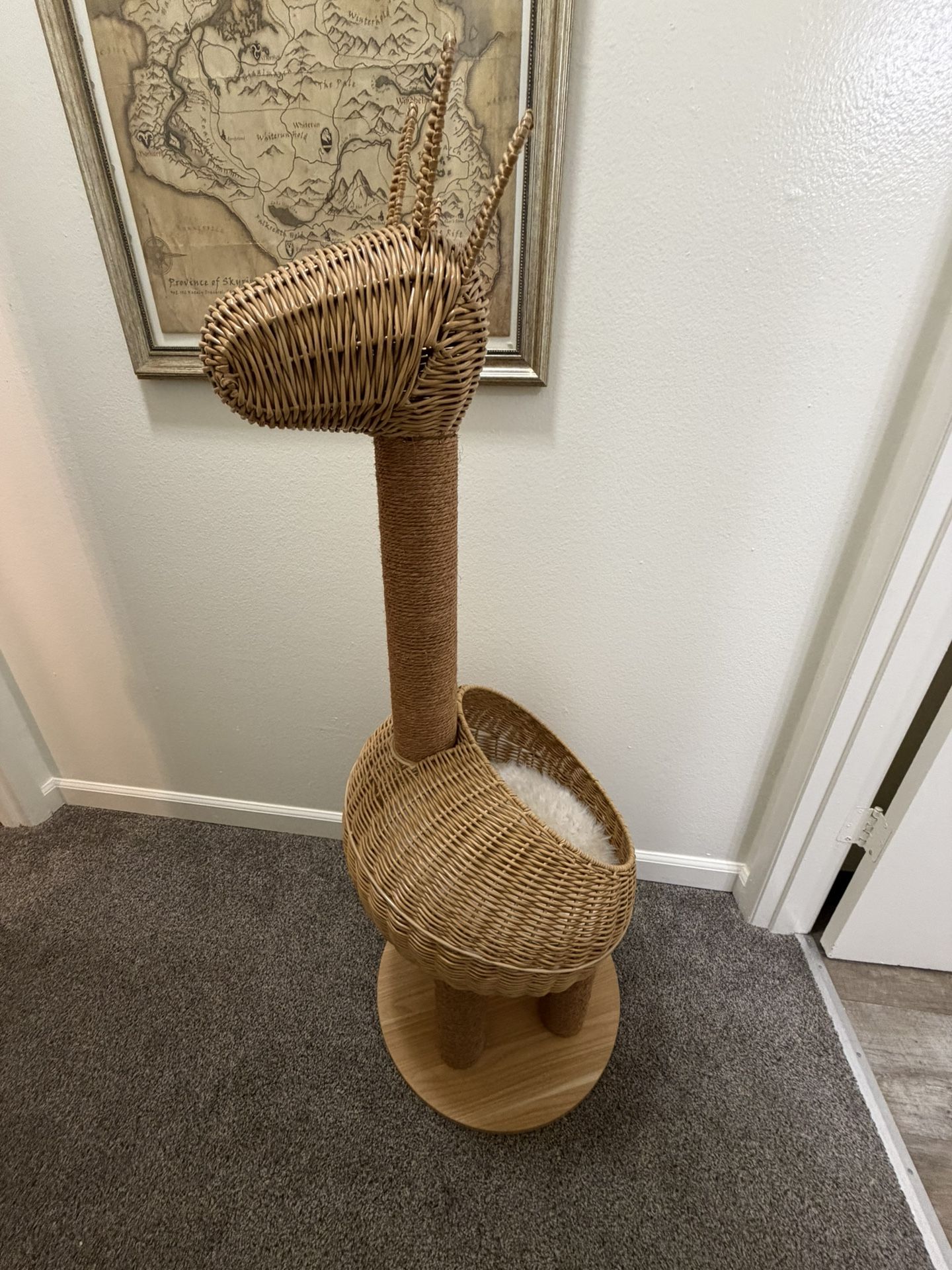 Giraffe 51" Wicker Cat Tree & Condo