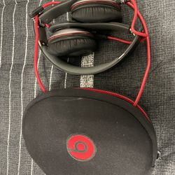 Beats By Dre Headphones With Case
