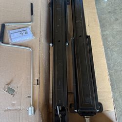 BAL C-Jack Stabilizers 31" Pair w/Crank Handle RV Camper Trailer Leveling 23231