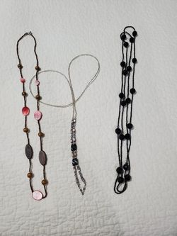 Collares