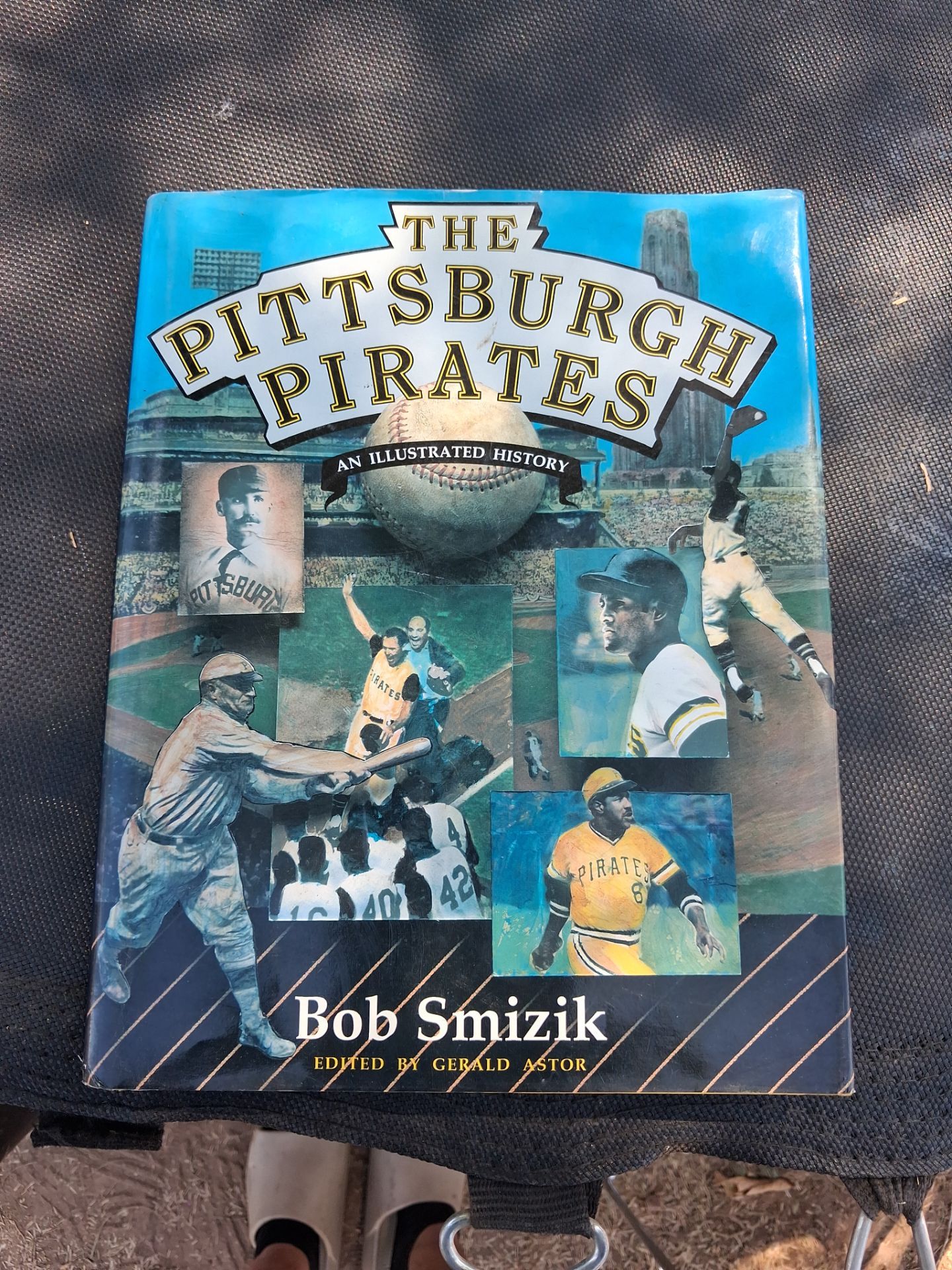 The Pittsburgh Pirates: An Illustrated History