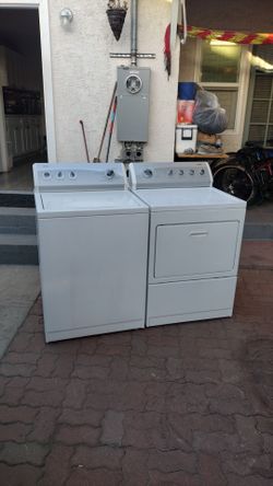 Washer and gas dryer