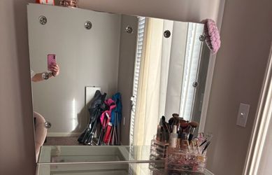 Vanity & chair