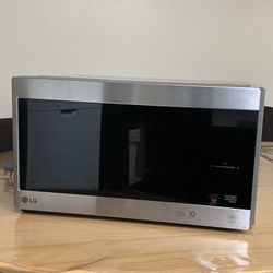 LG  Microwave 