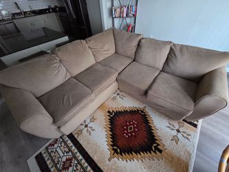 Sectional for sale !!