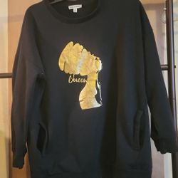 Queen Graphic Sweatshirt Size Medium African Gold Design On Front With Two Pockets Excellent Condition