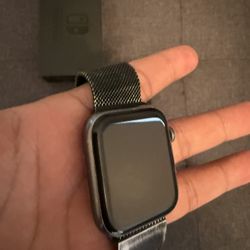 Apple Watch Series 5